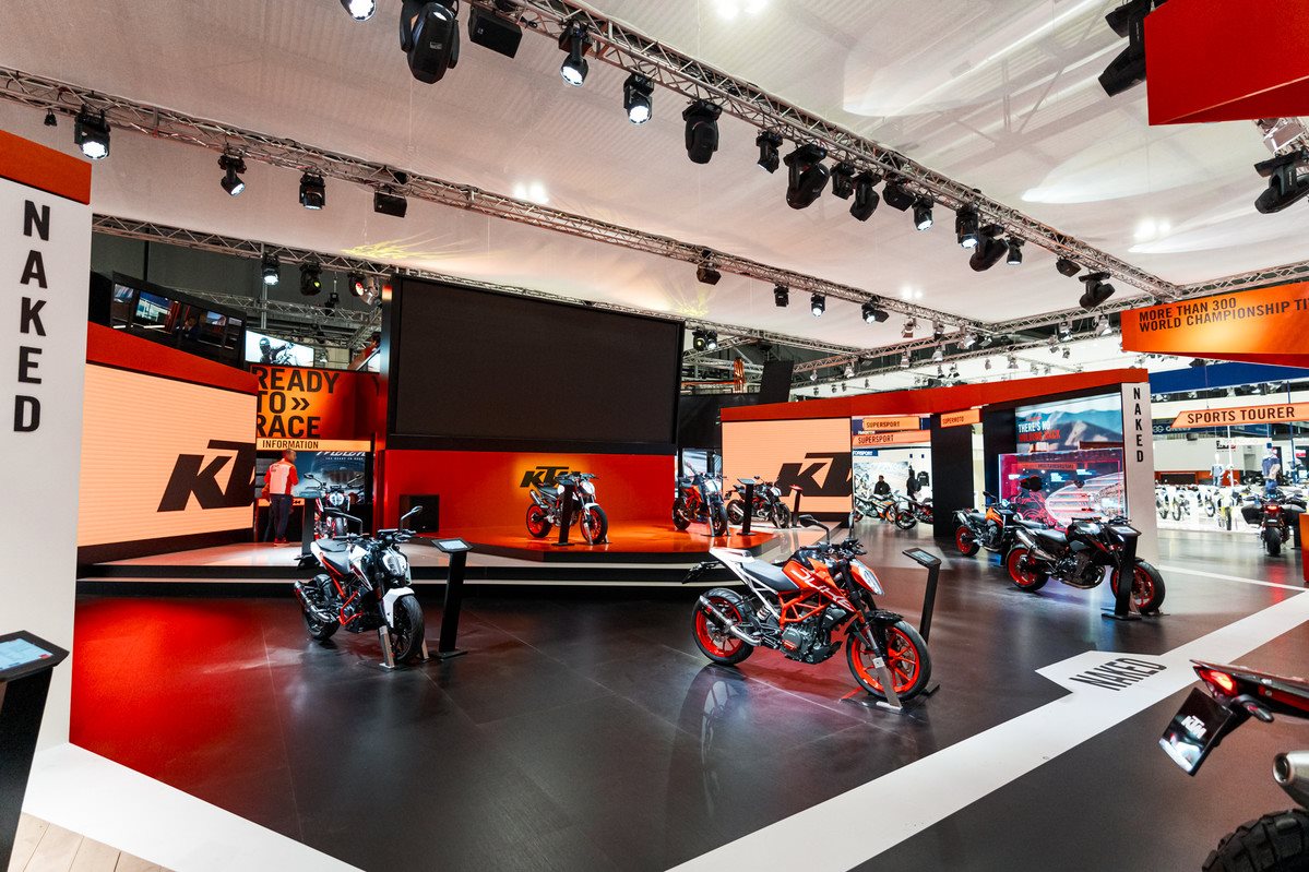 320413_KTM booth