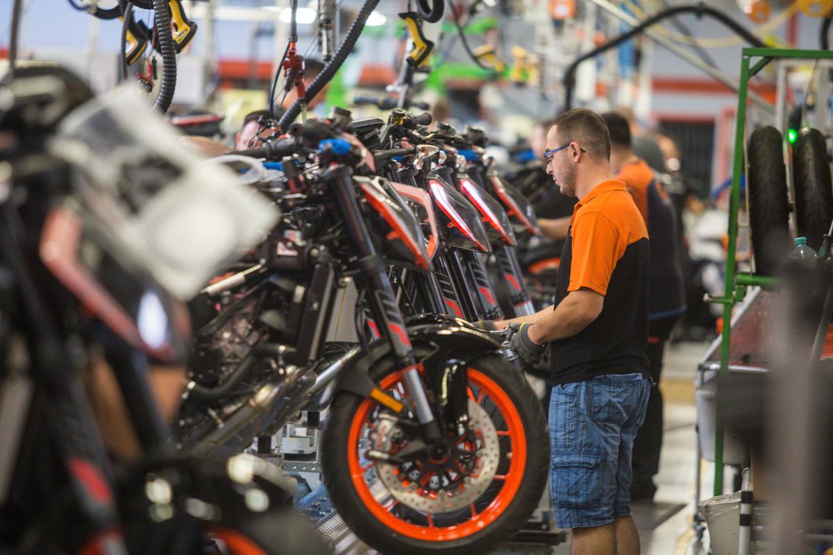 KTM VERLENGT FABRIEKSGARANTIE