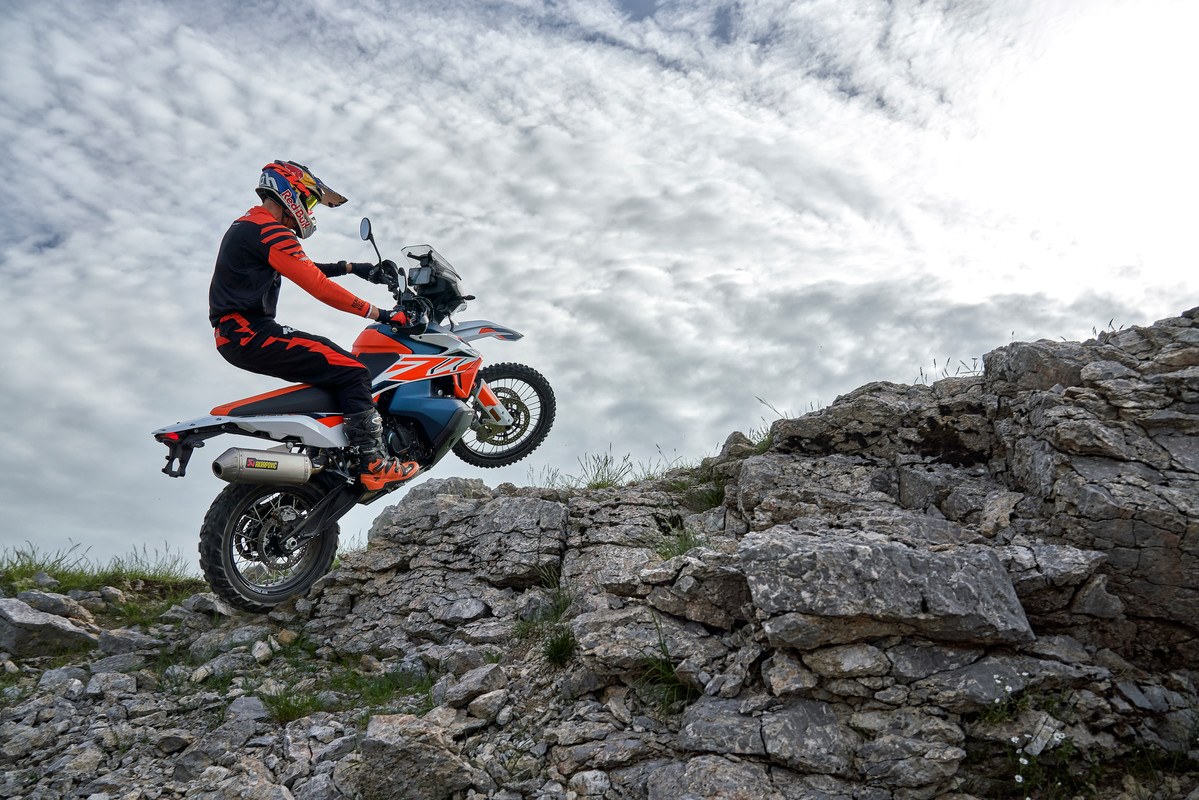 KTM 790 ADVENTURE R RALLY - Action-1