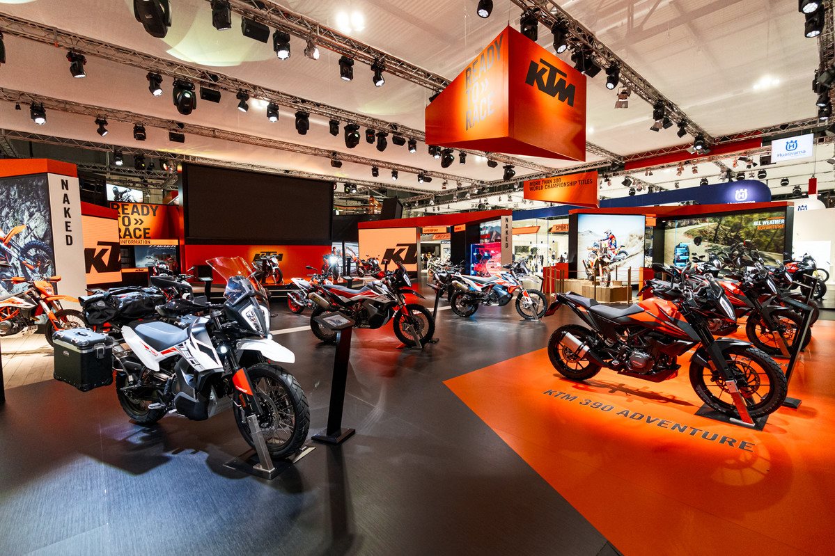 KTM messukuva 1200_v2