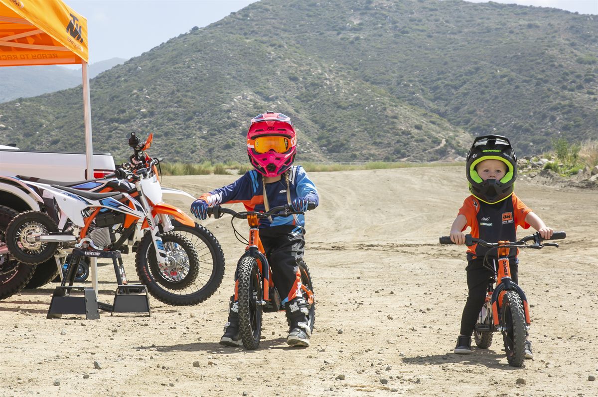 2020 KTM Factory Replica STACYC Static