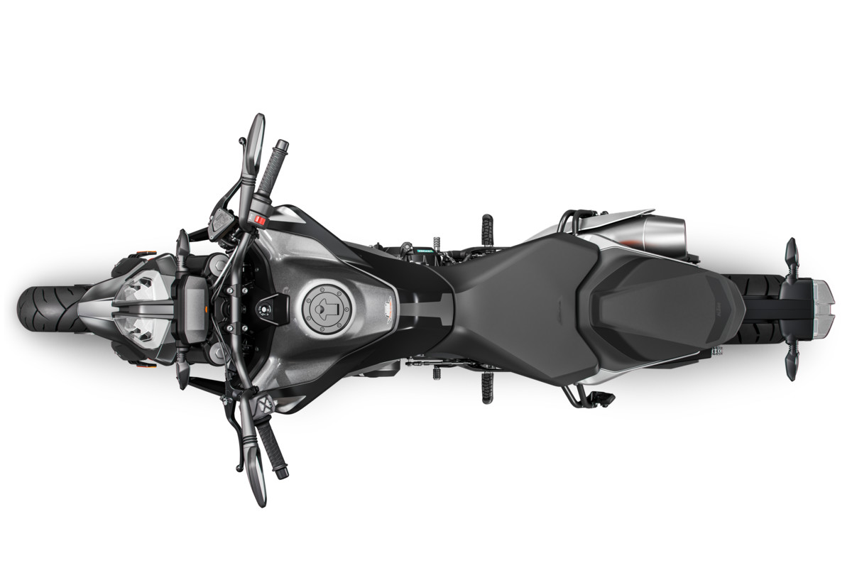 209317_KTM 790 DUKE top black MY 2018 (1)