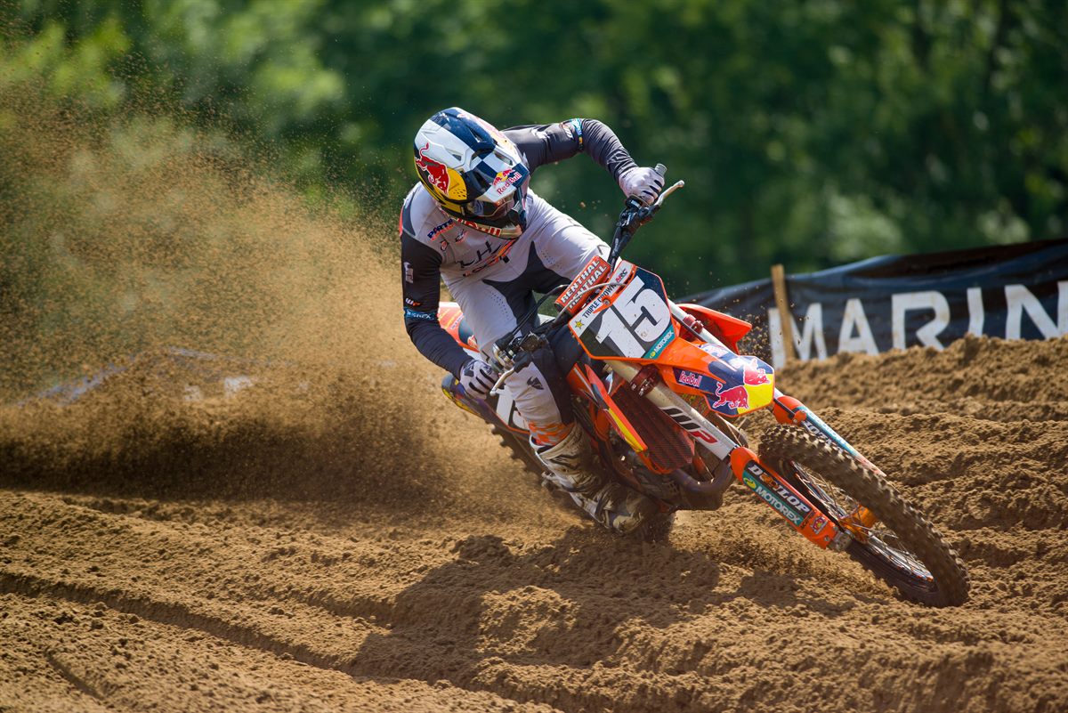 JESS PETTIS - TRIPLE CROWN RD 1