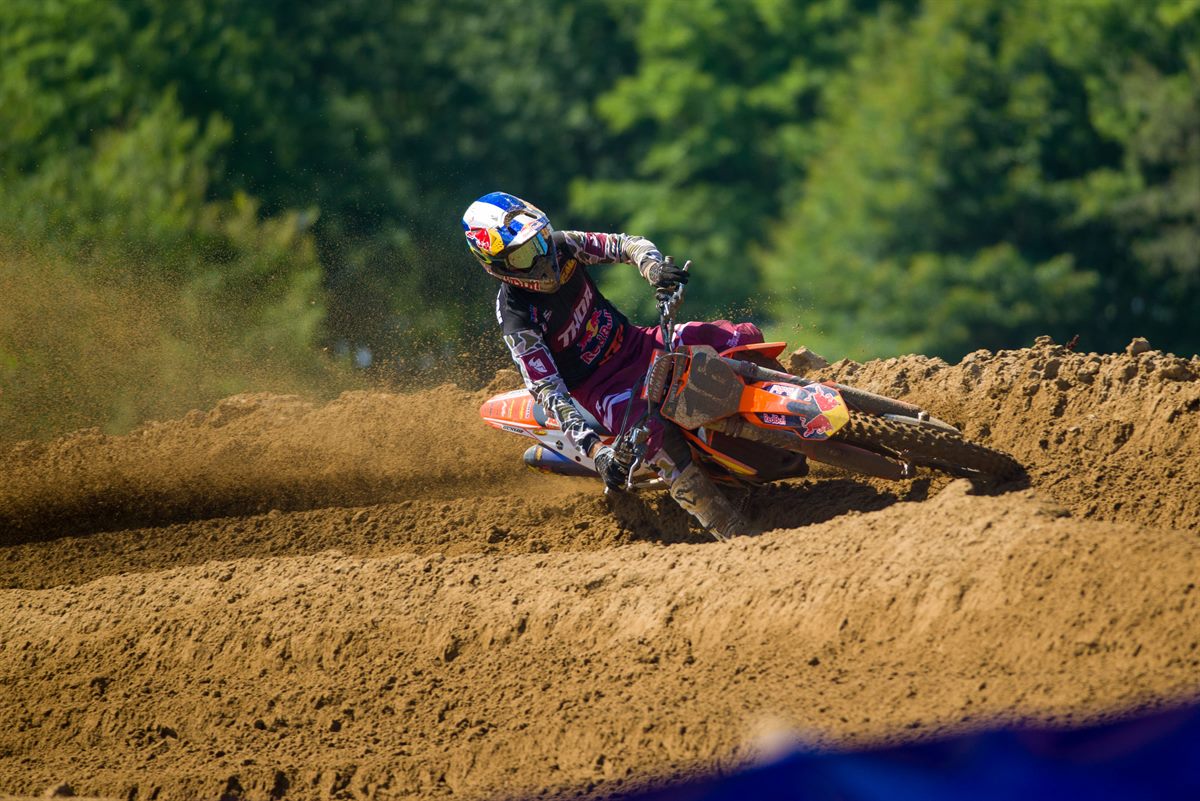 COLE THOMPSON - TRIPLE CROWN RD 1