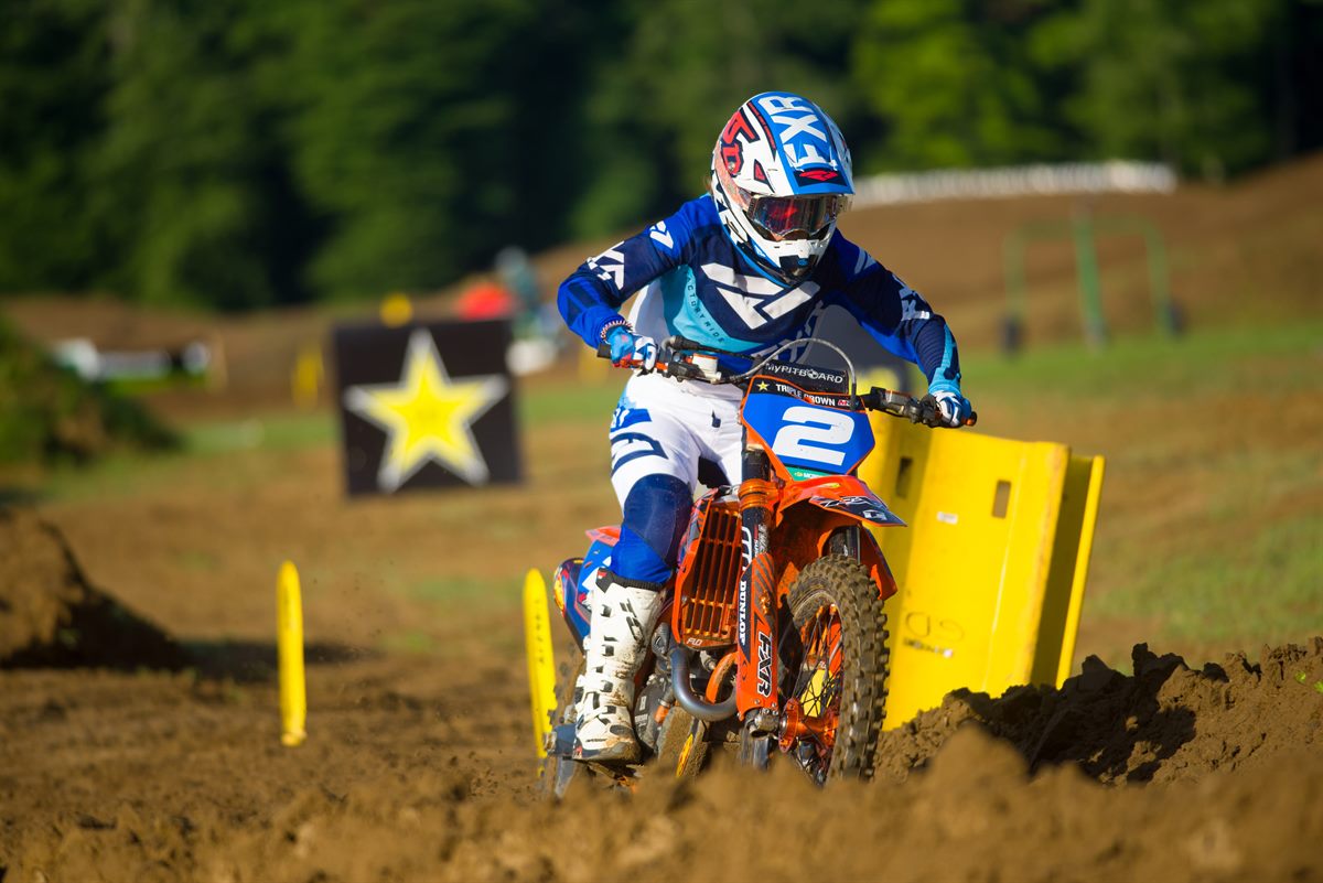 EVE BRODEUR - TRIPLE CROWN RD 1