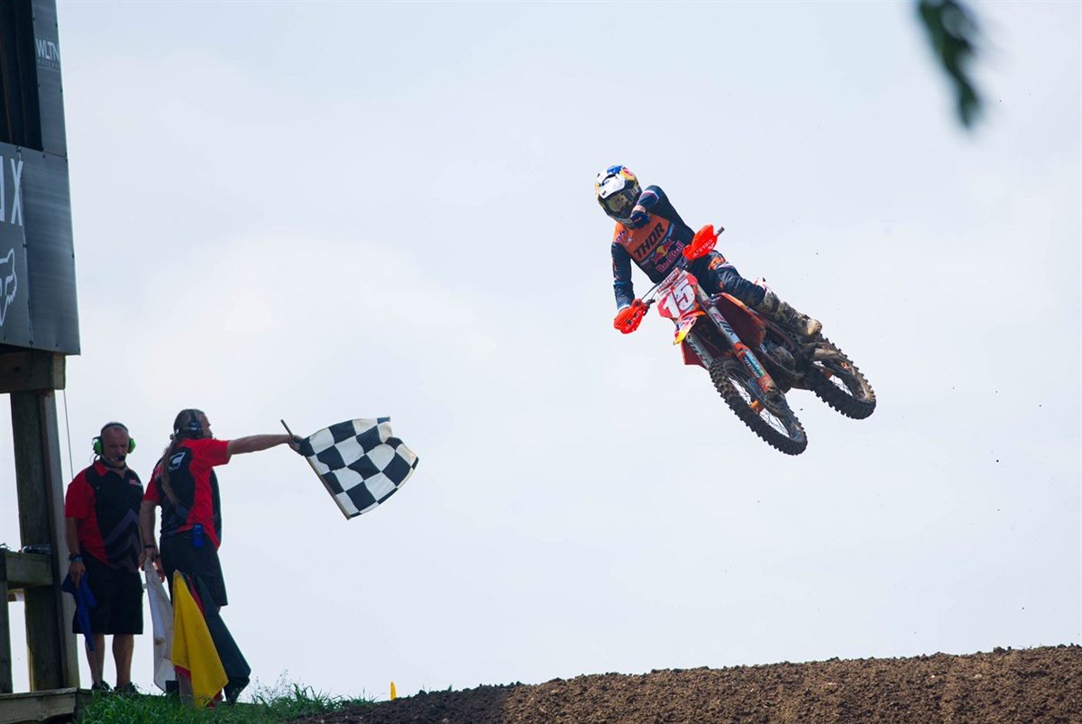 TRIPLE CROWN RD 2