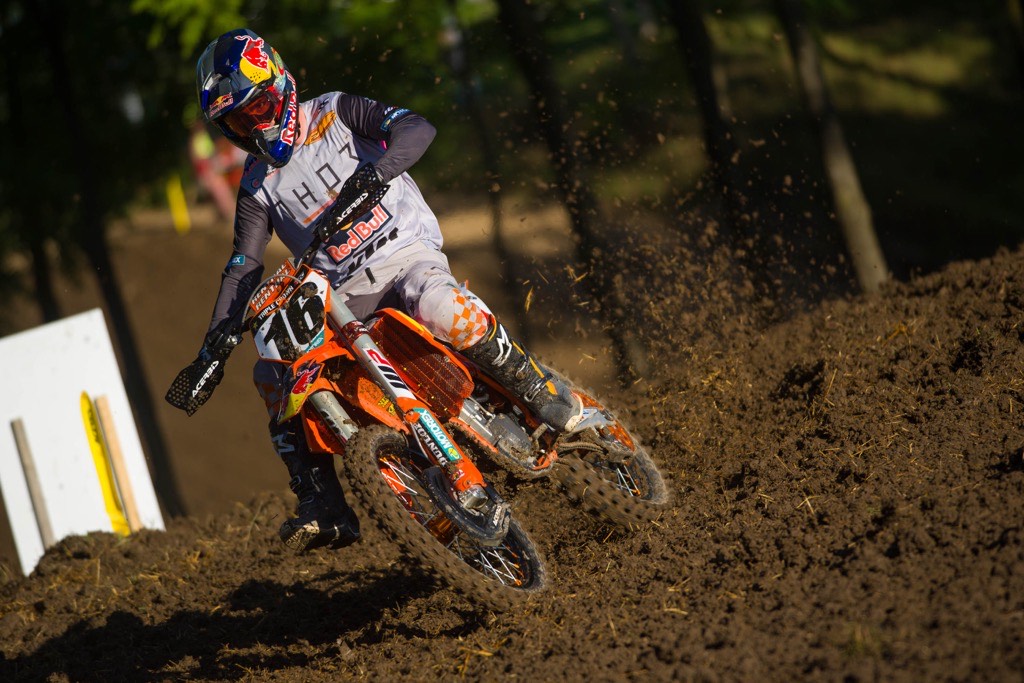 TRIPLE CROWN RD 2
