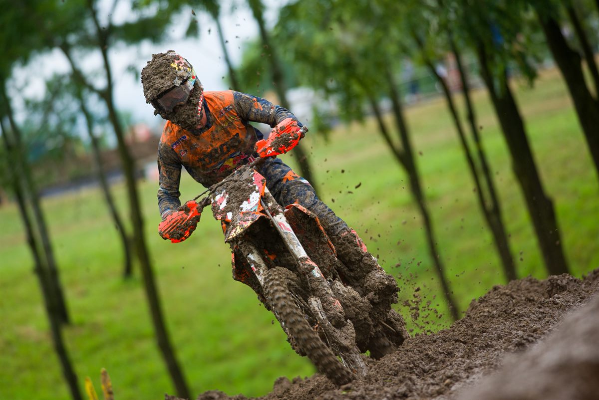 TRIPLE CROWN SERIES RD 3
