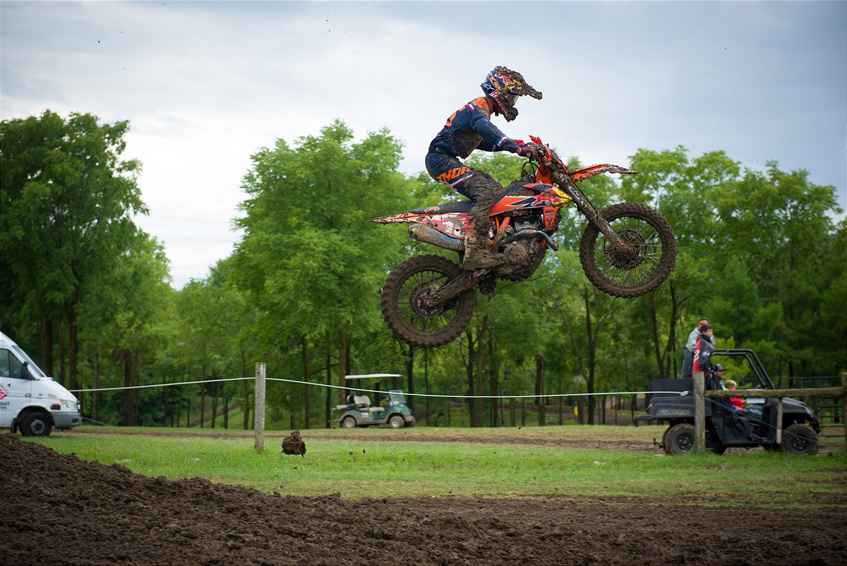 TRIPLE CROWN SERIES RD 3
