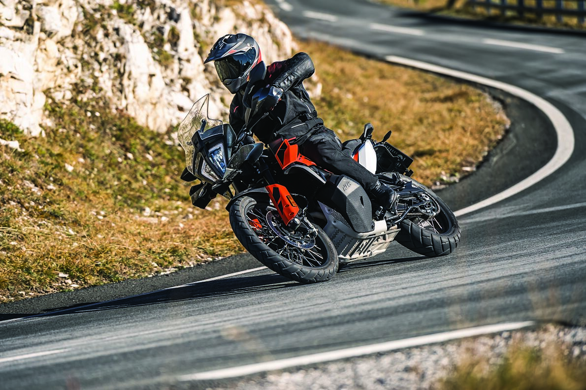 KTM 790 ADVENTURE_Action 05