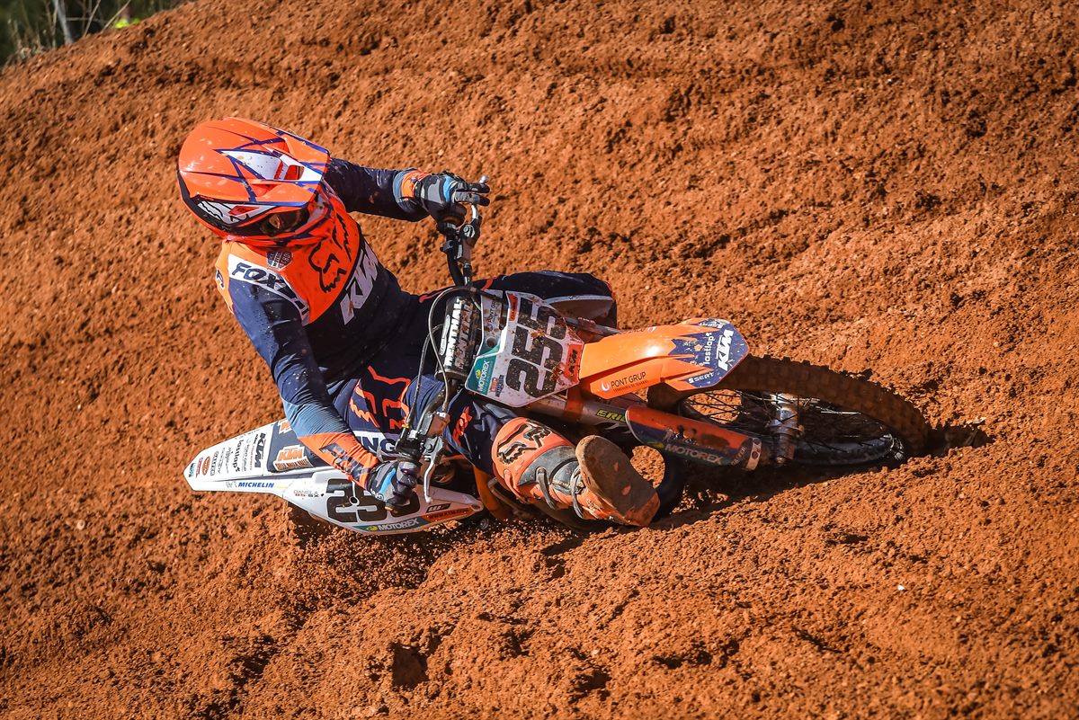 Daniela Guillén_ MX _Valverde del Camino 
