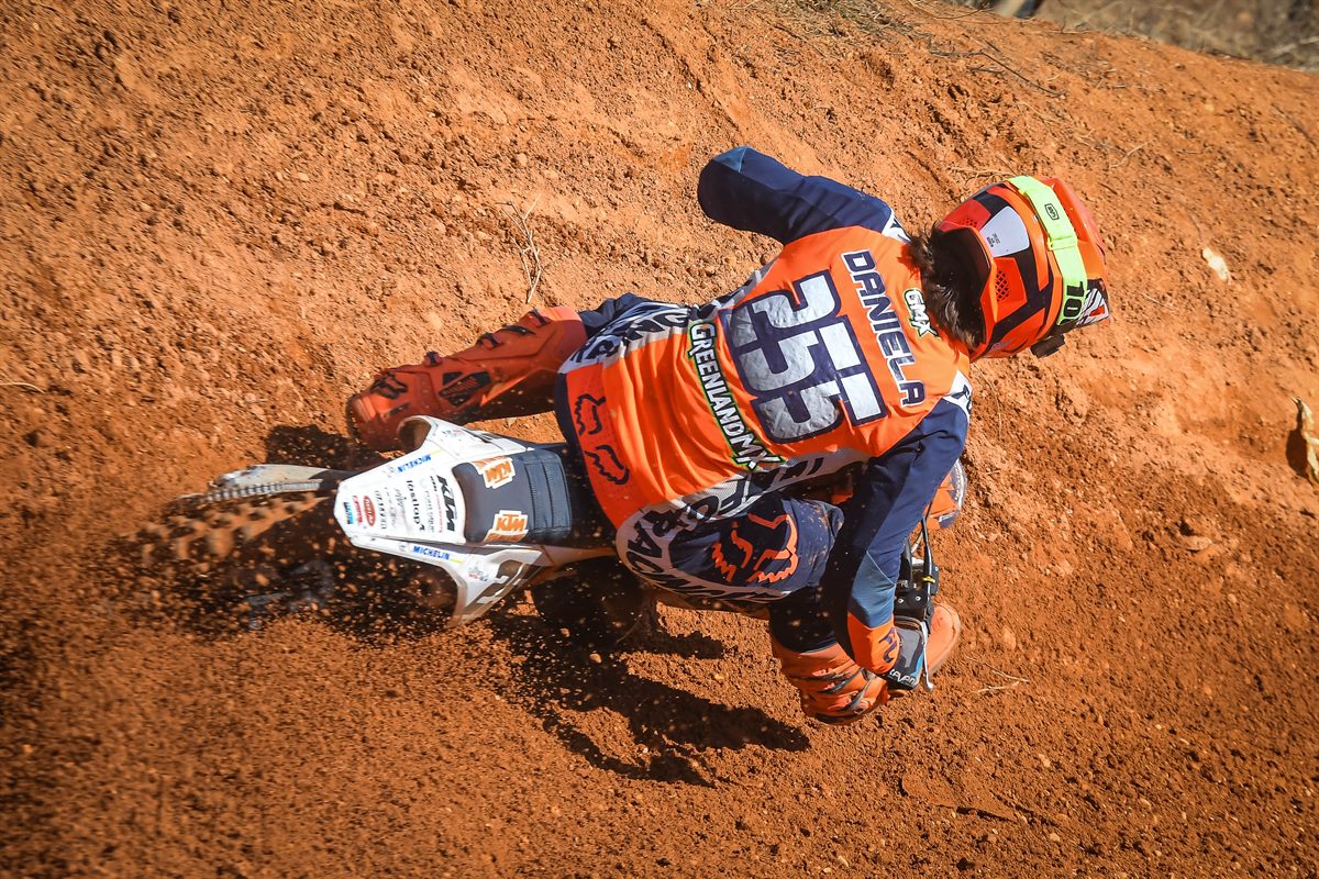 Daniela Guillén_ MX _Valverde del Camino 