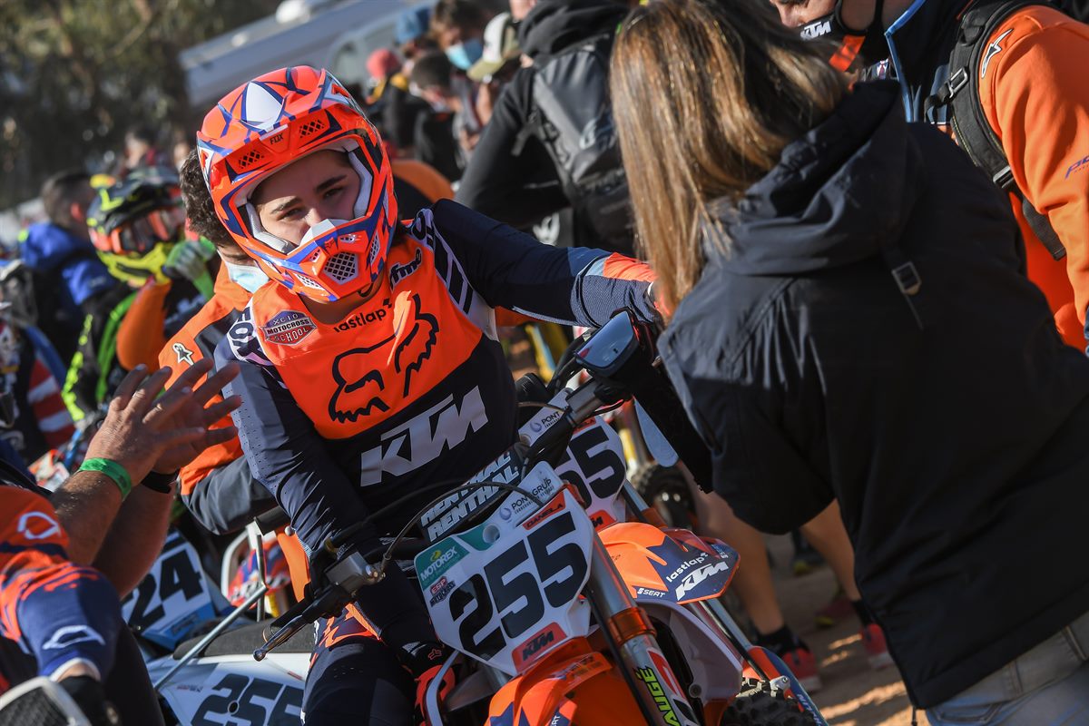 Daniela Guillén_ MX _Valverde del Camino 