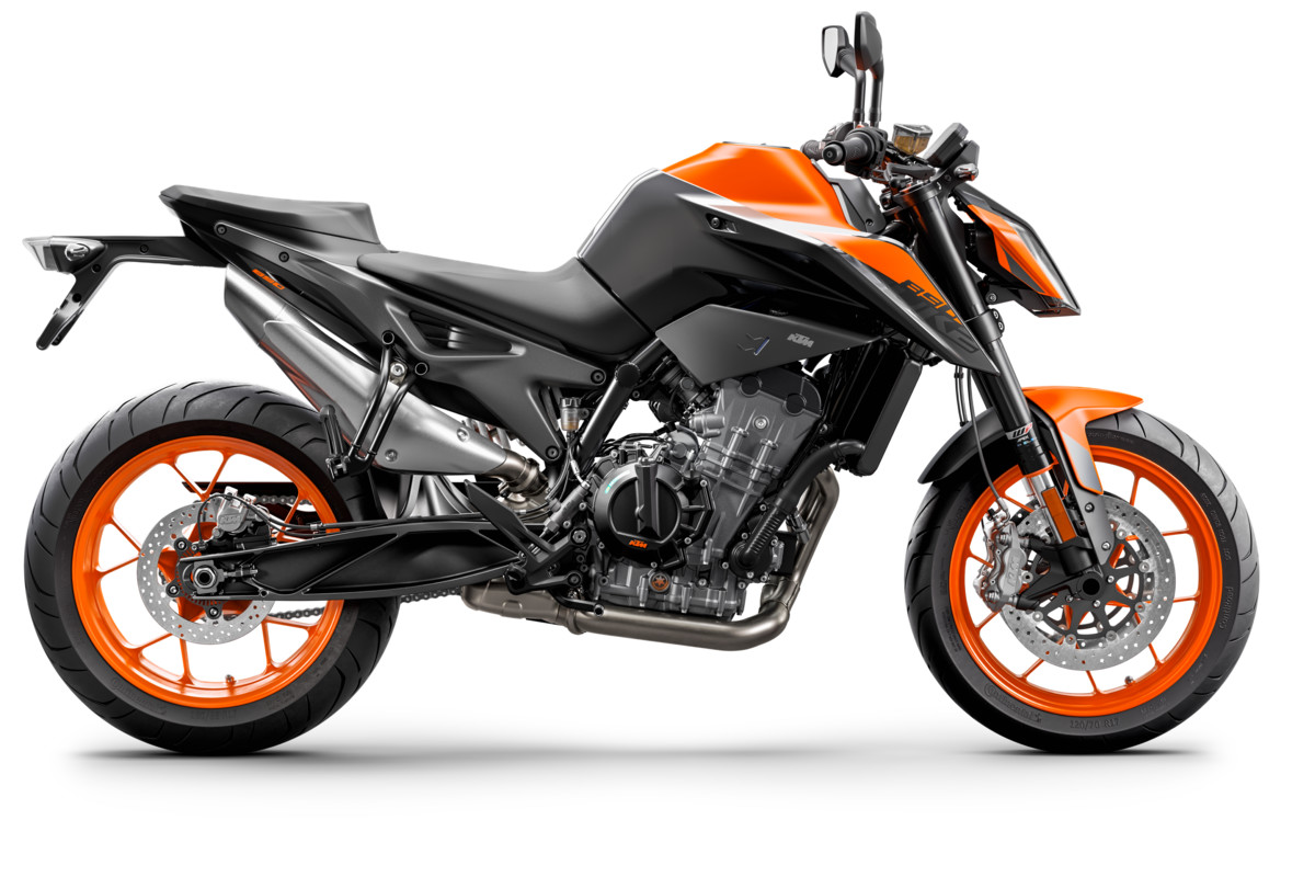 358547_2021 KTM 890 DUKE