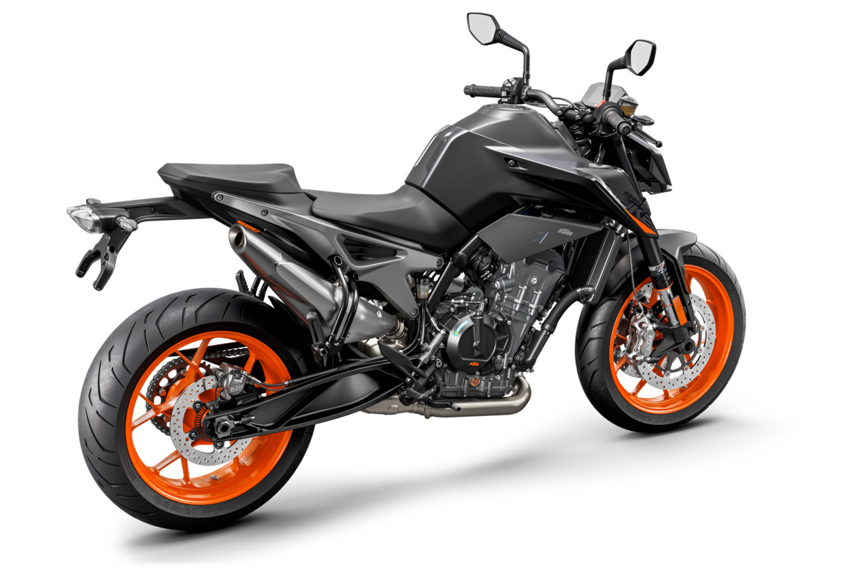 358545_2021 KTM 890 DUKE