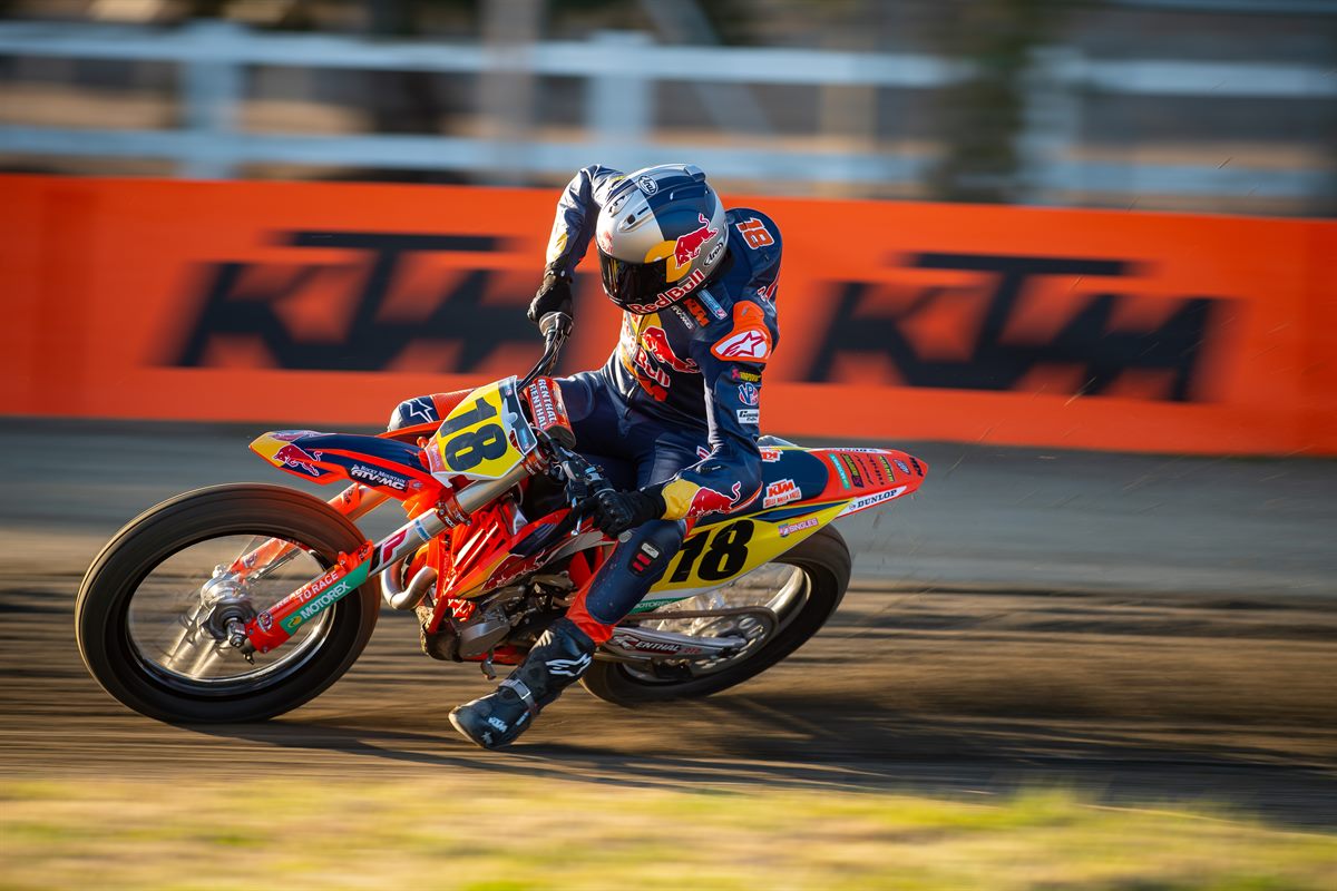 RED BULL KTM MAX WHALE_00