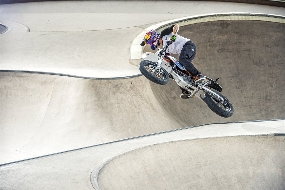 FreerideE_SM_2015_skatepark