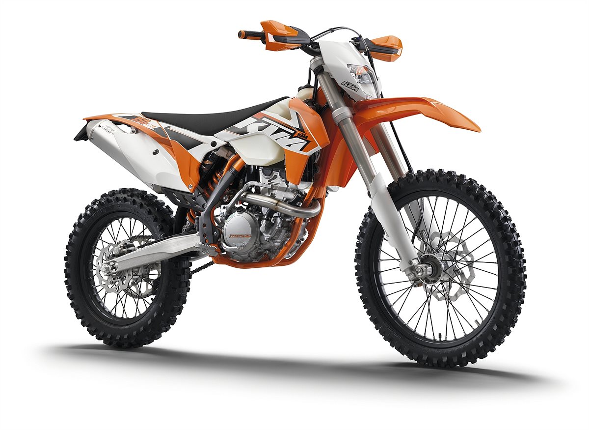 350_EXC-F_re_vo_midres