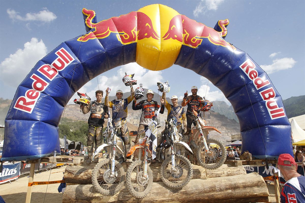 Red Bull Hare Scramble_podium_2015