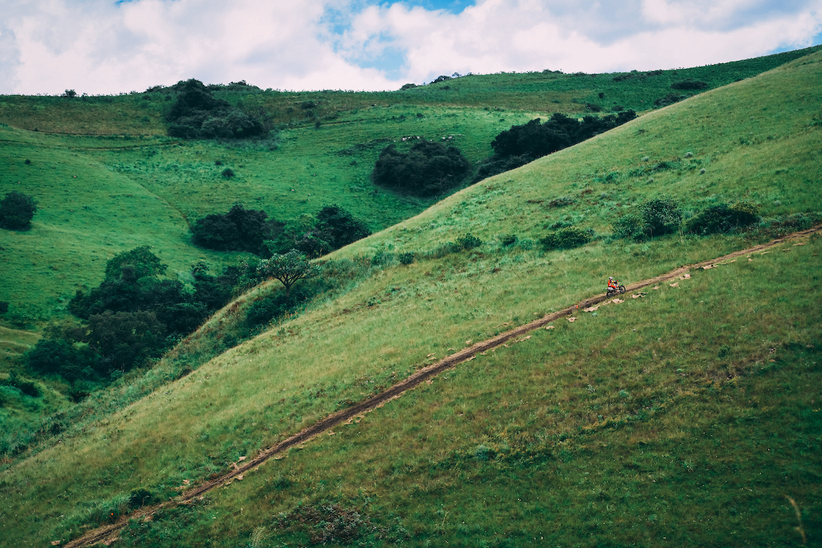 Brother Leader Tread KTM race through lush Natal territory. 