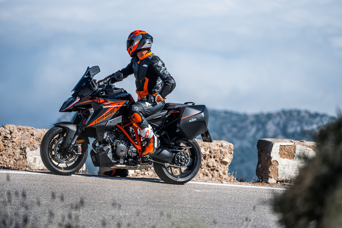 244682_1290 SUPER DUKE GT 2019.jpg