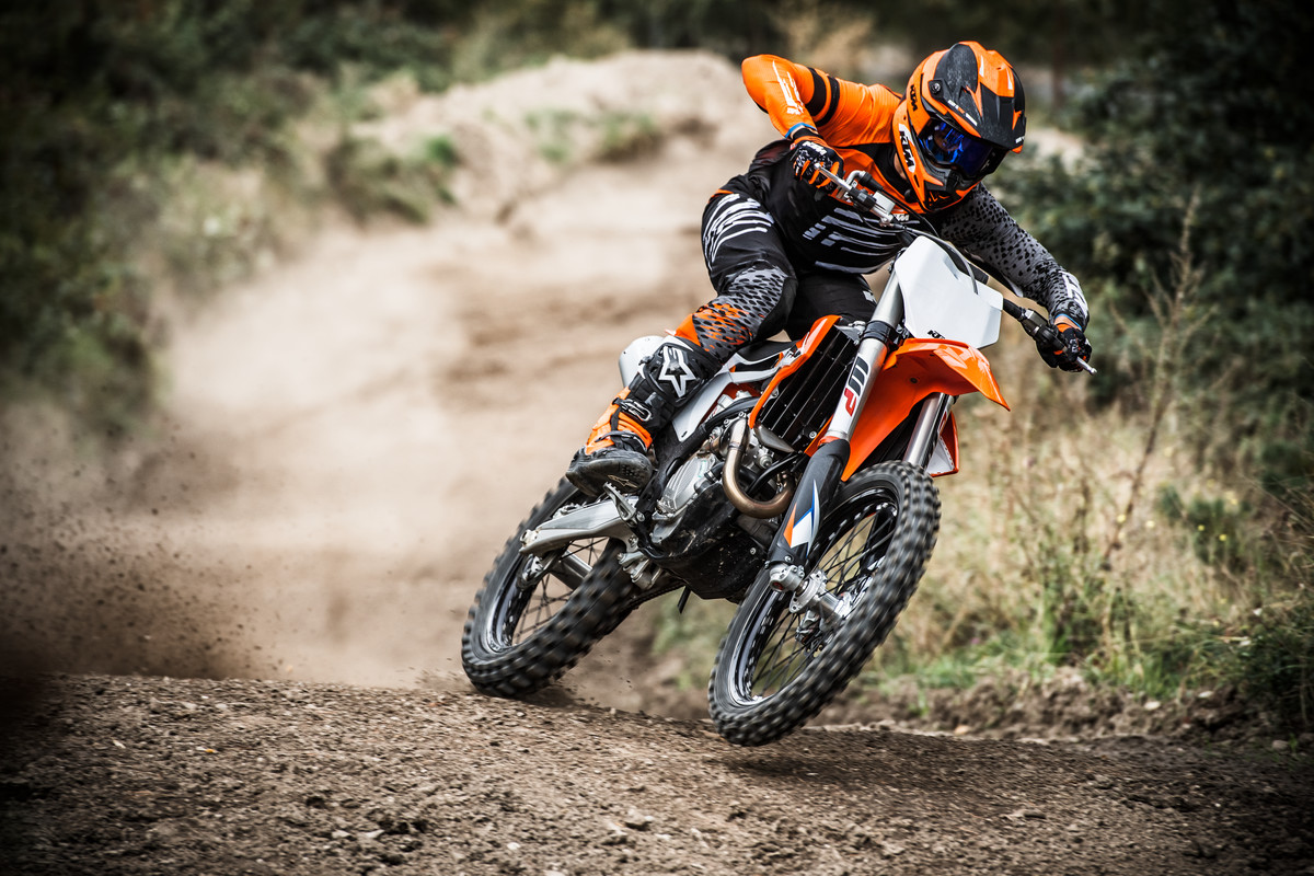 371588_MY21 KTM 450 SX-F_ Action