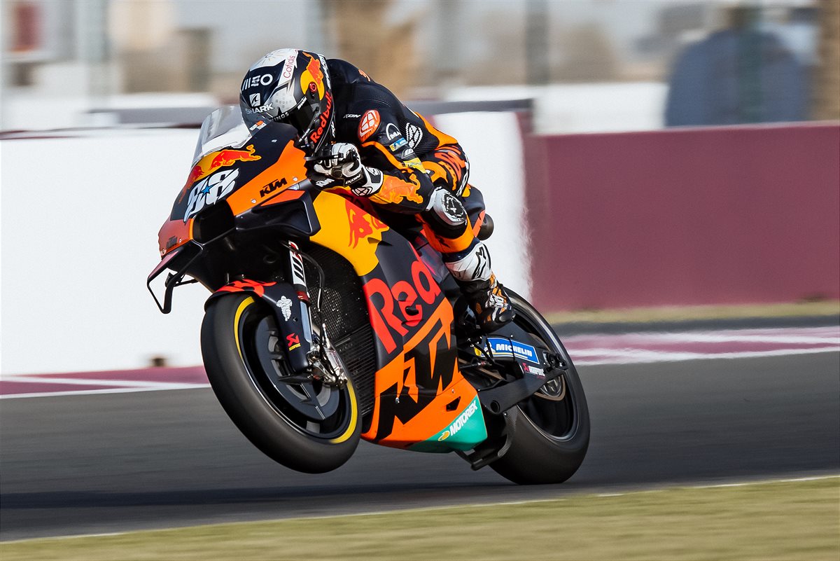 Oliveira Improves Raw Speed To Take 12th Highest Ktm Motogp Qualification Position At Losail Ktm Press Center