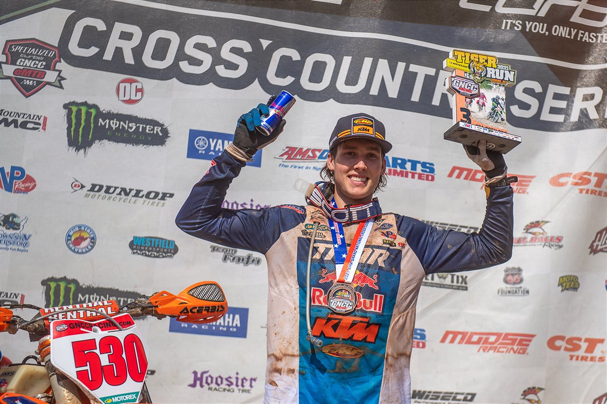 BEN KELLEY PODIUM