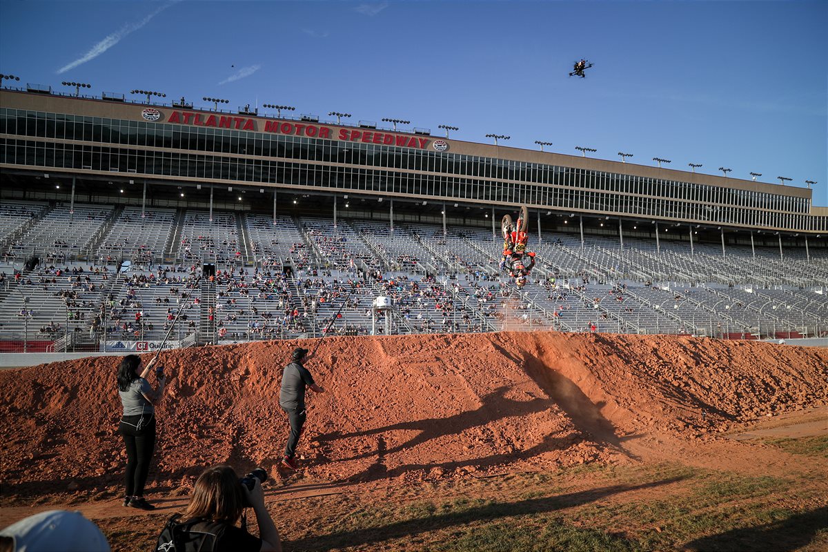 TRAVIS PASTRANA BACKFLIP