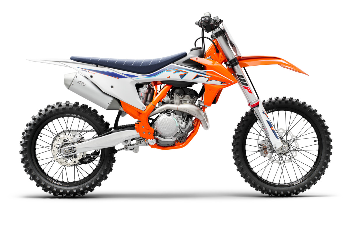 377771_350 SX-F MY22 90-right