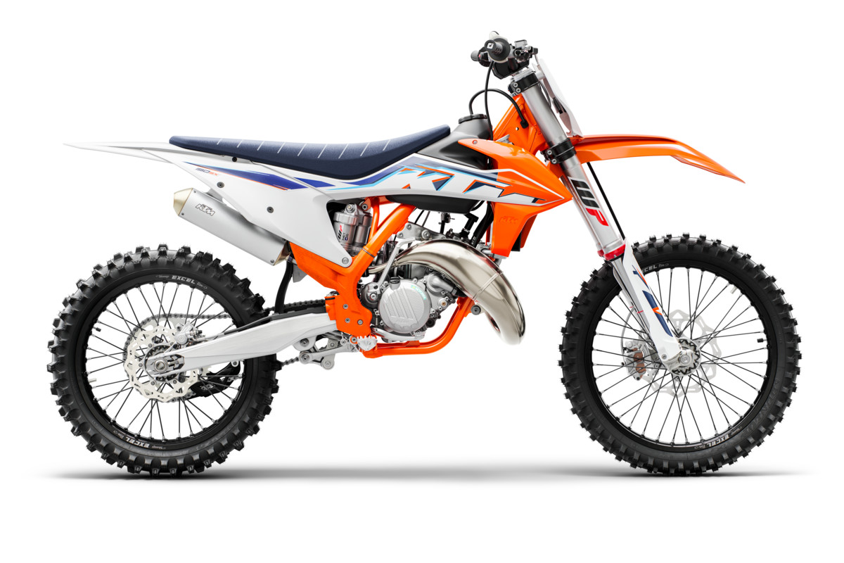 377759_150 SX MY22 90-right