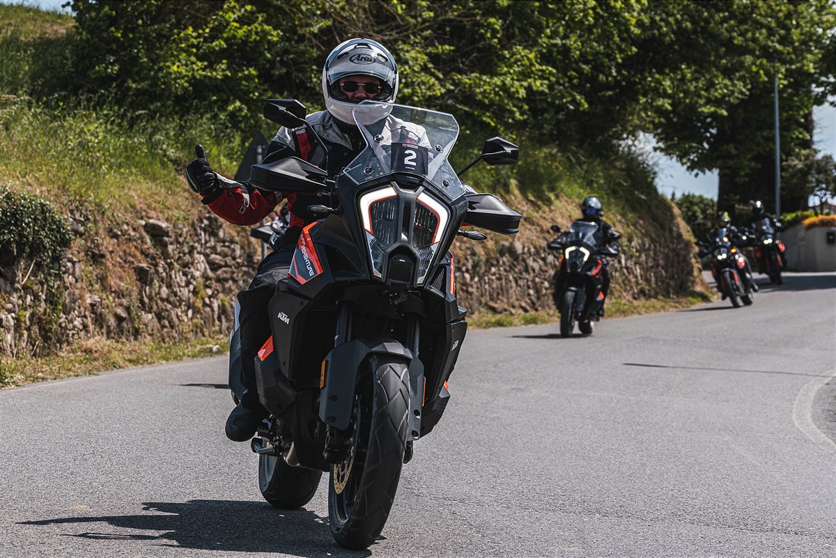 KTM ADVENTURE-39