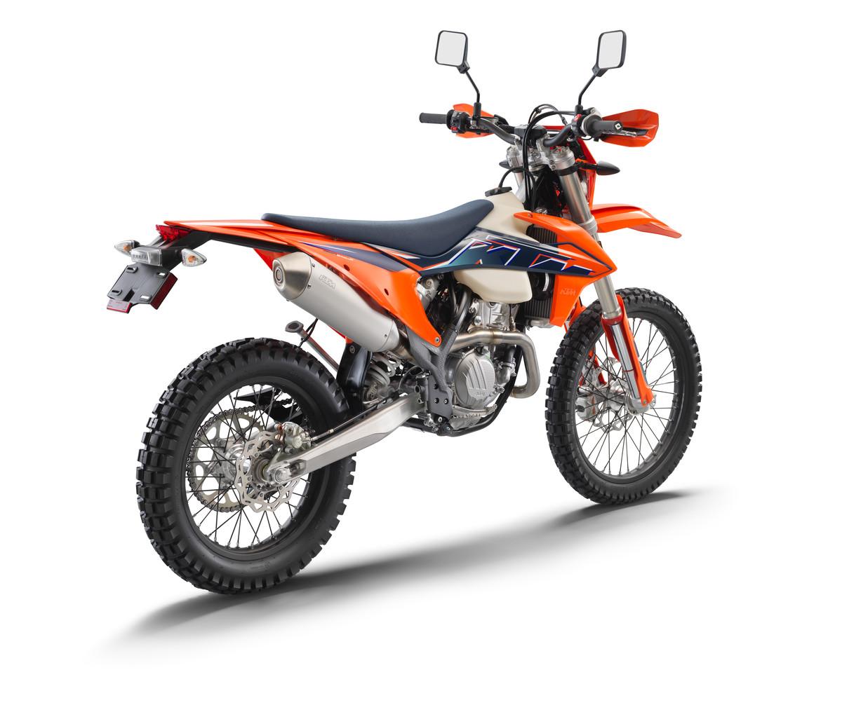 375342_350 EXC-F Street Legal rear ri USA_MY2022