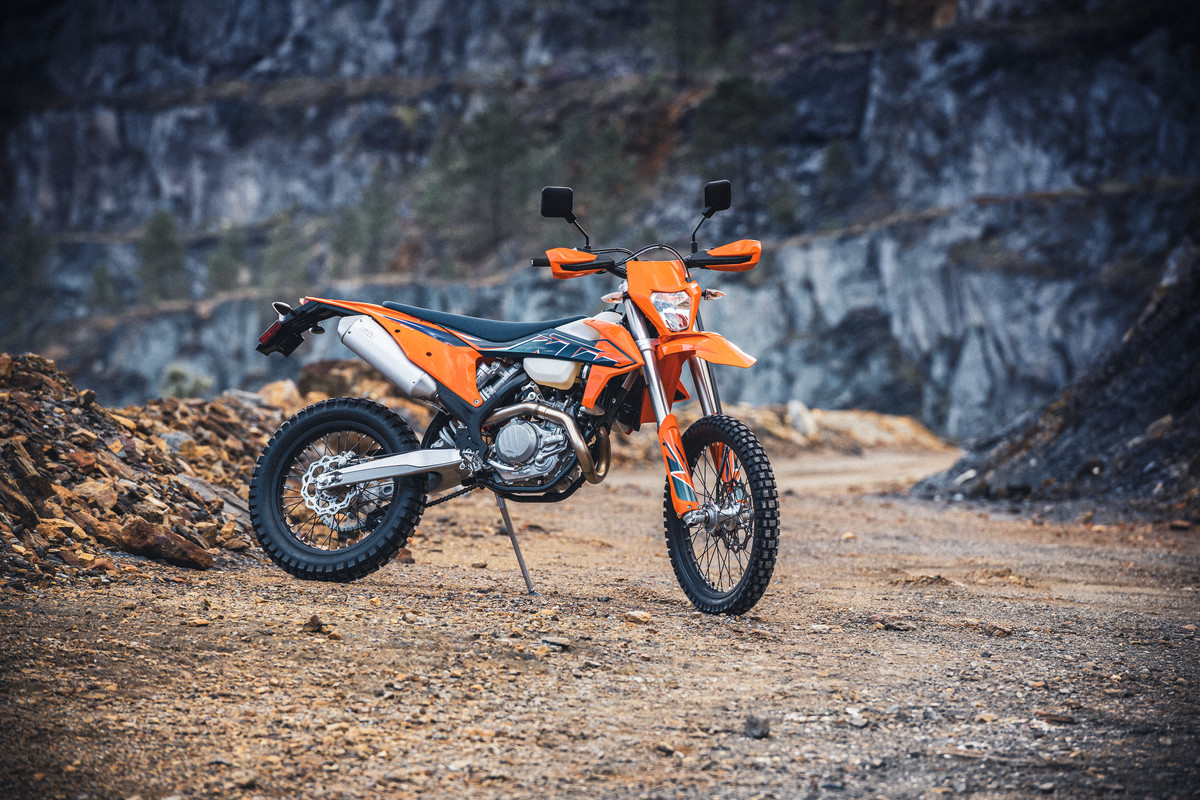 FRESH IN DEALERS: THE 2022 KTM EXC AND XC-W RANGE IS READY TO