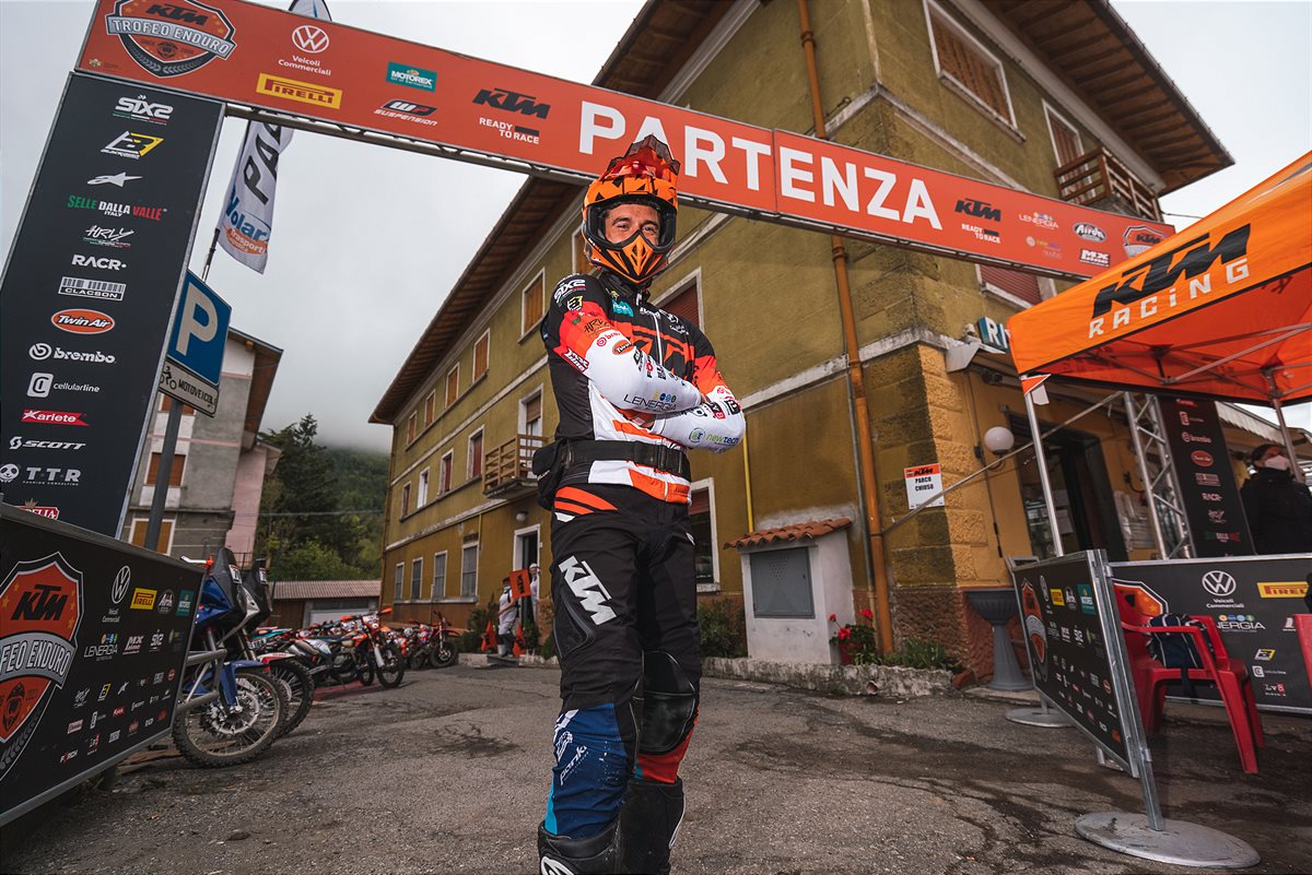 KTM BRALLO DOMENICA-8