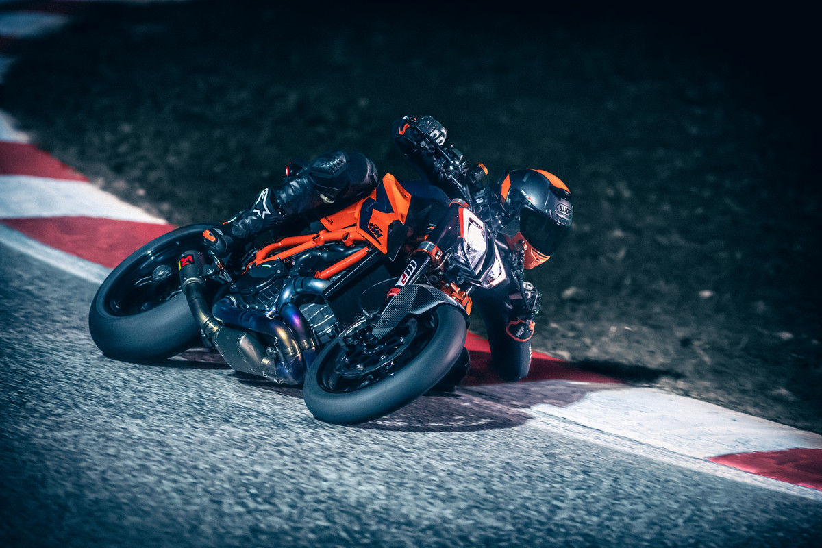 346991_KTM 1290 SUPER DUKE R 2020