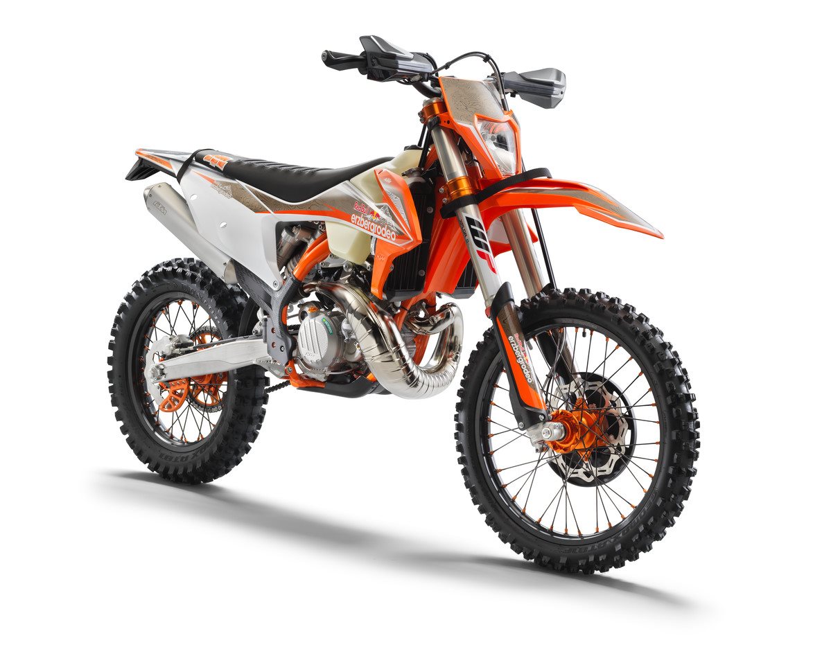 387006_300 XC-W TPI Erzbergrodeo_front_ri_MY22
