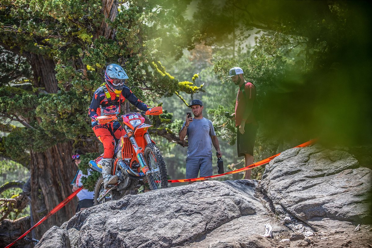 TRYSTAN HART - DONNER HARD ENDURO 001