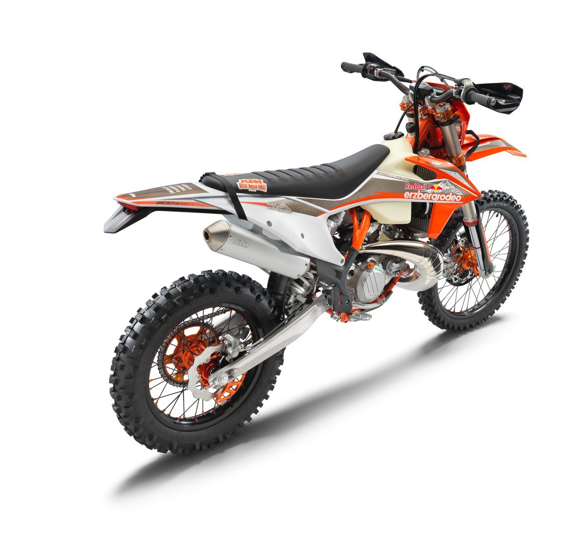 387002_300 EXC-TPI Erzbergrodeo_rear ri_MY22