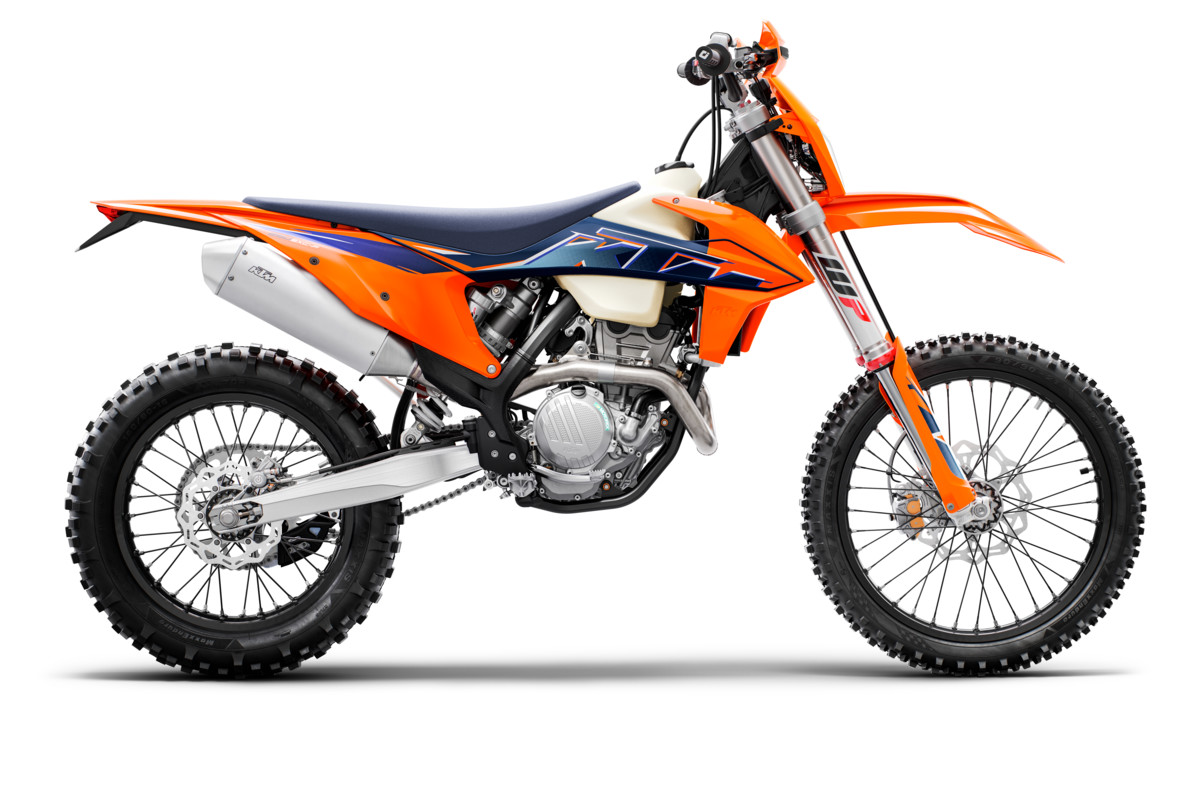 378276_250 EXC-F MY22 90-Right