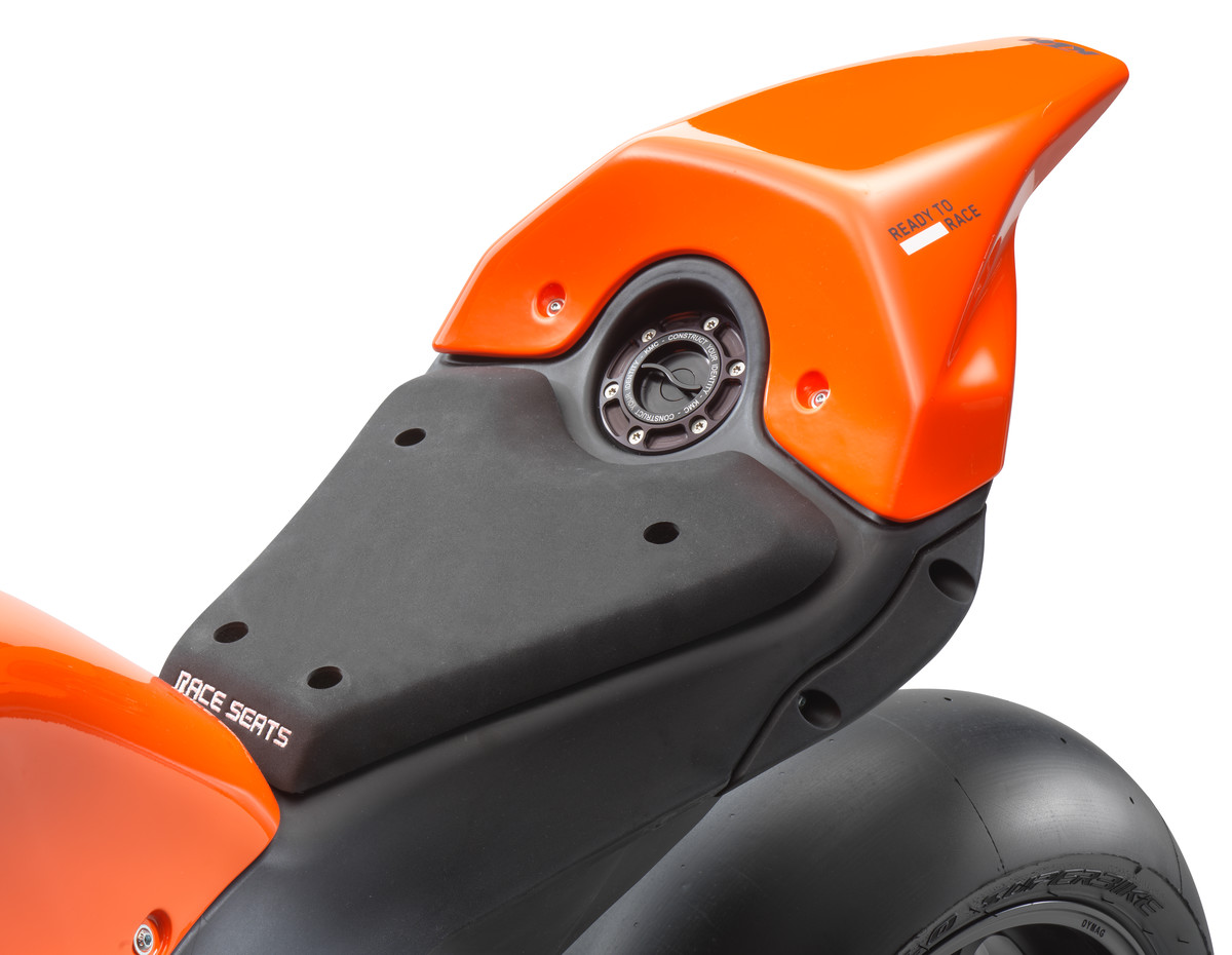 KTM RC 8C