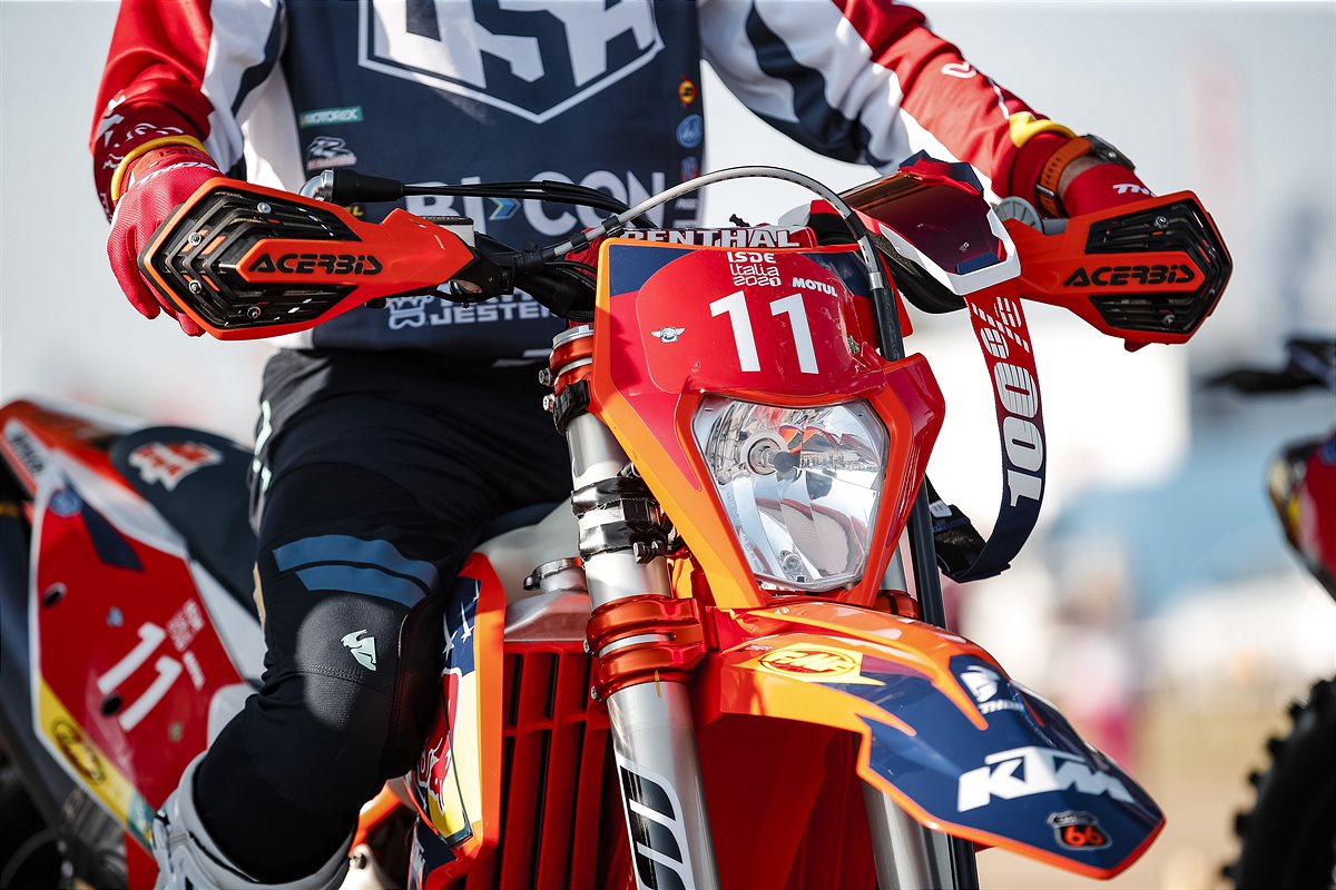 taylor-robert_ISDE_2021_Italy_01263