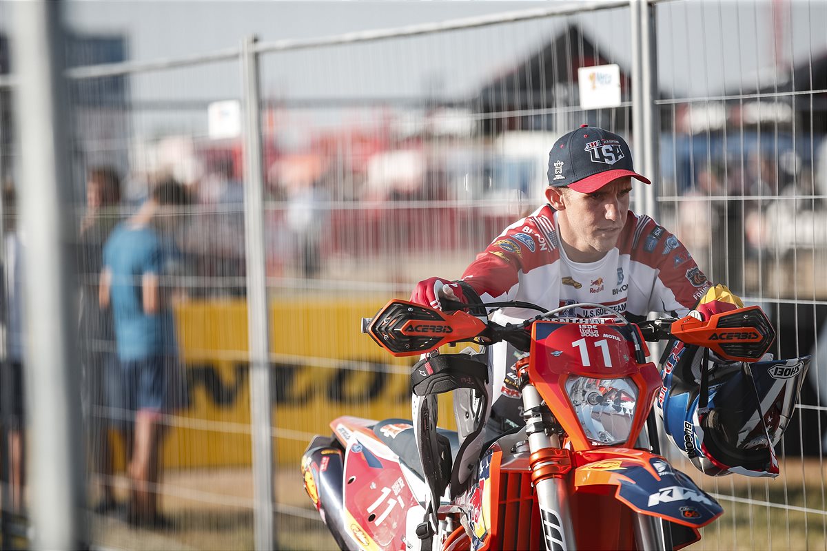taylor-robert_ISDE_2021_Italy_01281