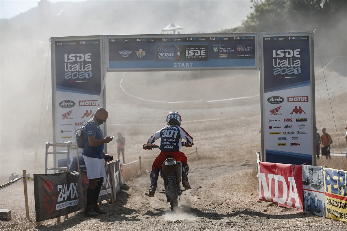brandy-richards_ISDE_2021_Italy_15796