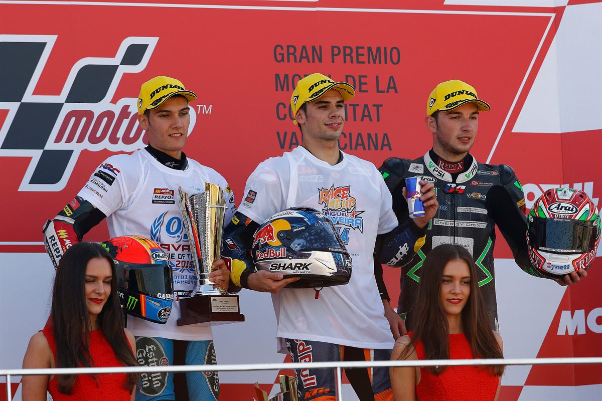 Miguel Oliveira_podium_Valencia 2015