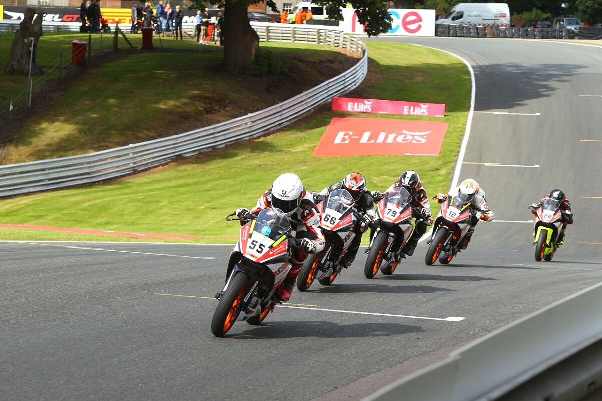 RC Cup - Action image