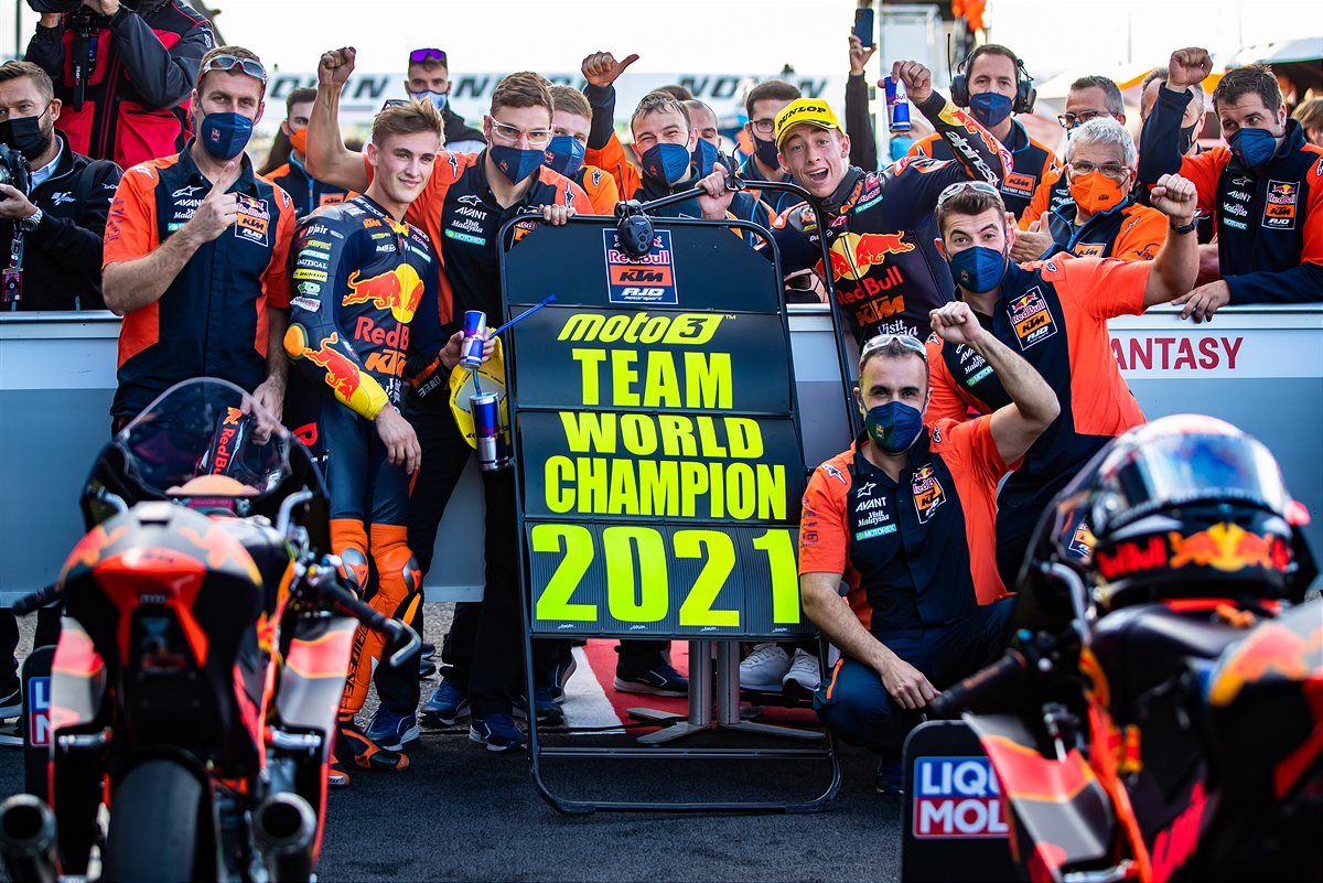 Red Bull KTM Ajo Moto3 Team Champions