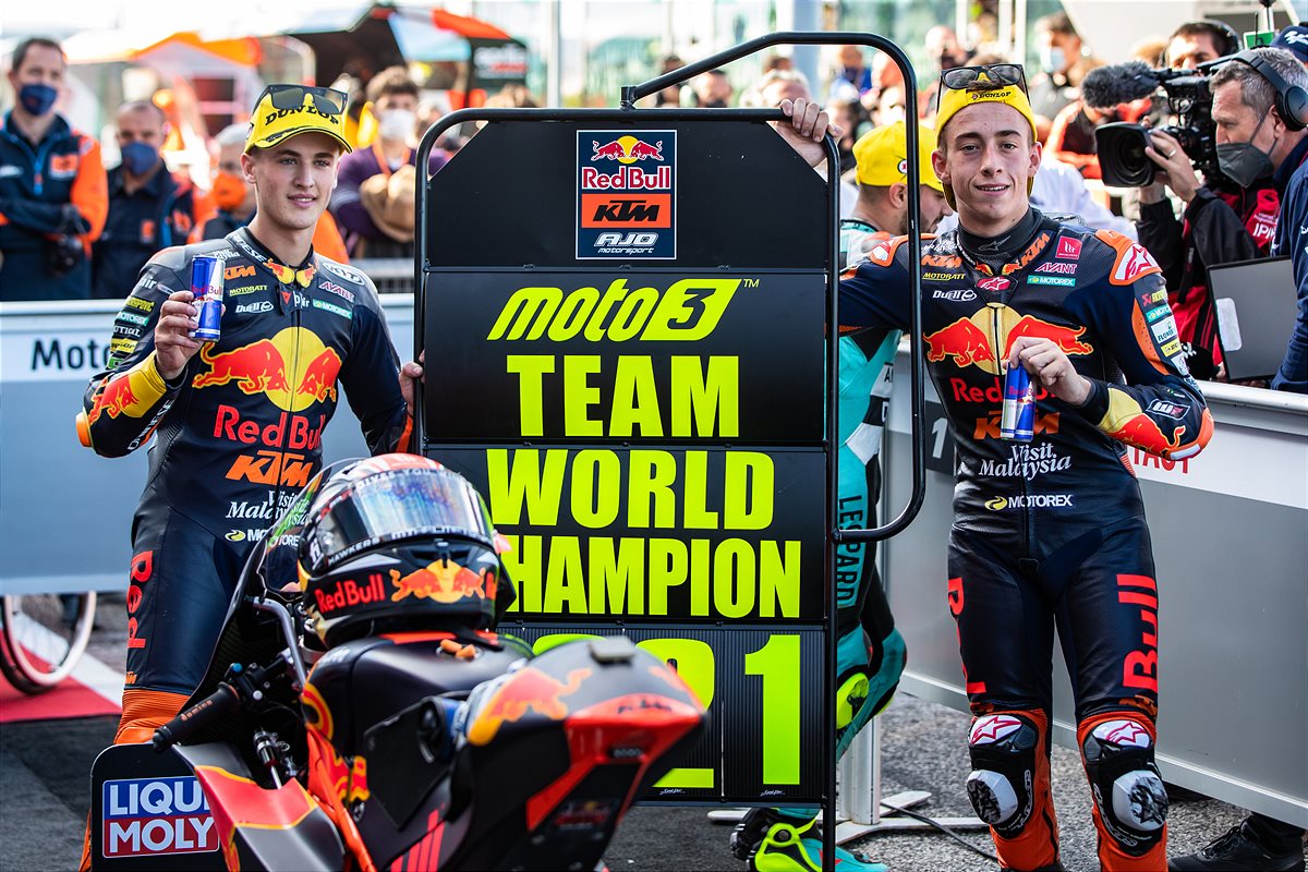 Red Bull KTM Ajo Moto3 Team Champions
