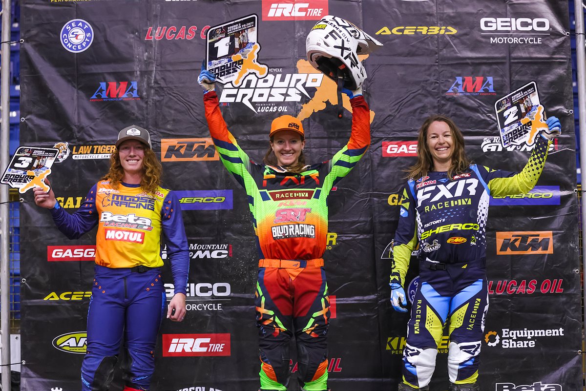 WOMENS PRO PODIUM