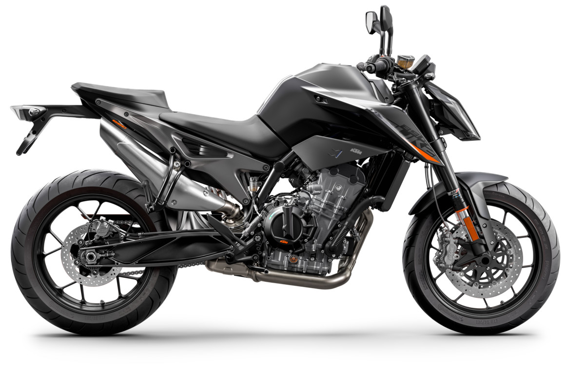 372806_2022 KTM 890 Duke BLACK 90-Right